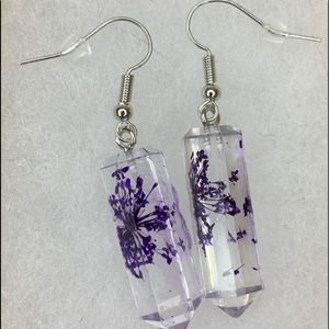 3/30💙 Geometric Clear Lavender Earrings